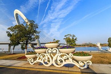 《绝区零》比利角色展示 | 骑士登场！